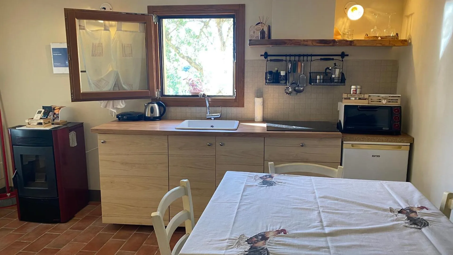 Rivolta Home Buti 0*,